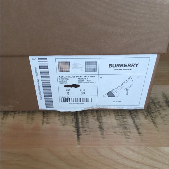 NIB Burberry Annalise Cap Toe Leather Pumps - Picture 7 of 12